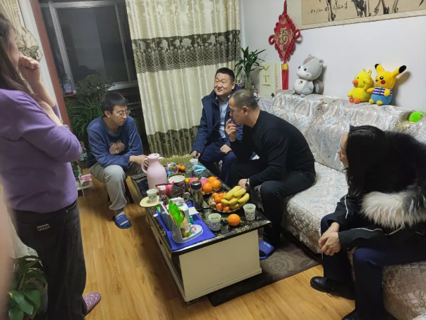 关爱员工冷暖 传递组织温情——米兰官方站网页版-米兰MiLan(中国)
组织开展员工家访活动(图2) 关爱员工冷暖 传递组织温情——米兰官方站网页版-米兰MiLan(中国)
组织开展员工家访活动(图2)