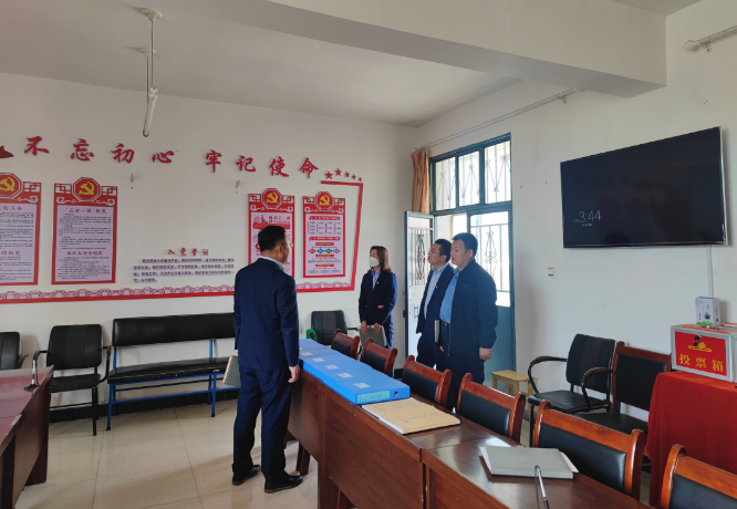 筑起安全墙 照亮乡村路——米兰官方站网页版-米兰MiLan（中国）
鼎力支持包抓共建村社文明创建工作(图9)